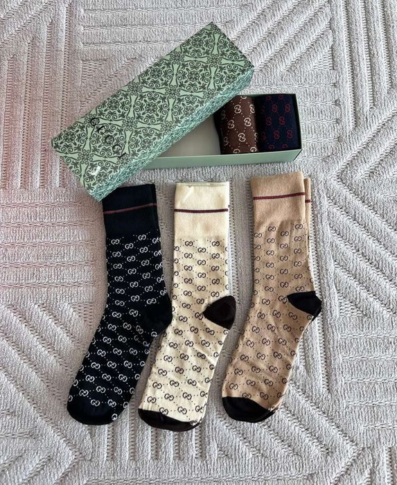 Ароматизирани чорапи в кутия.