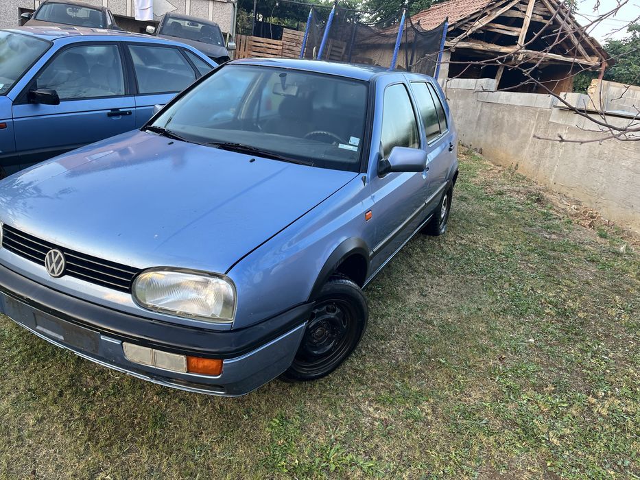 VW Golf 3 / Фолксваген Голф 3 на части