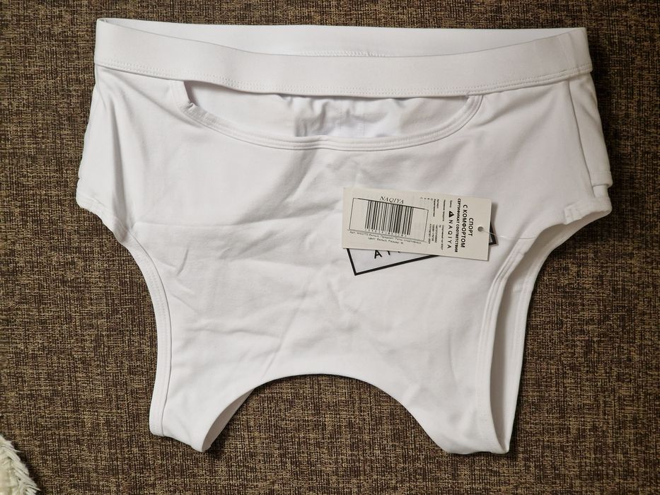 Спортивный топ новый