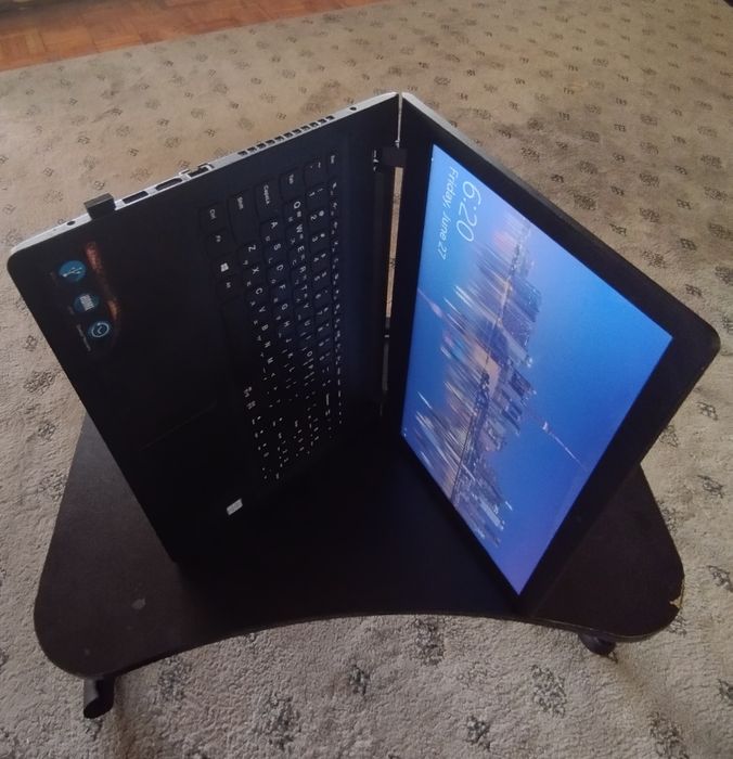 Ish, oʻqish uchun Noutbuk