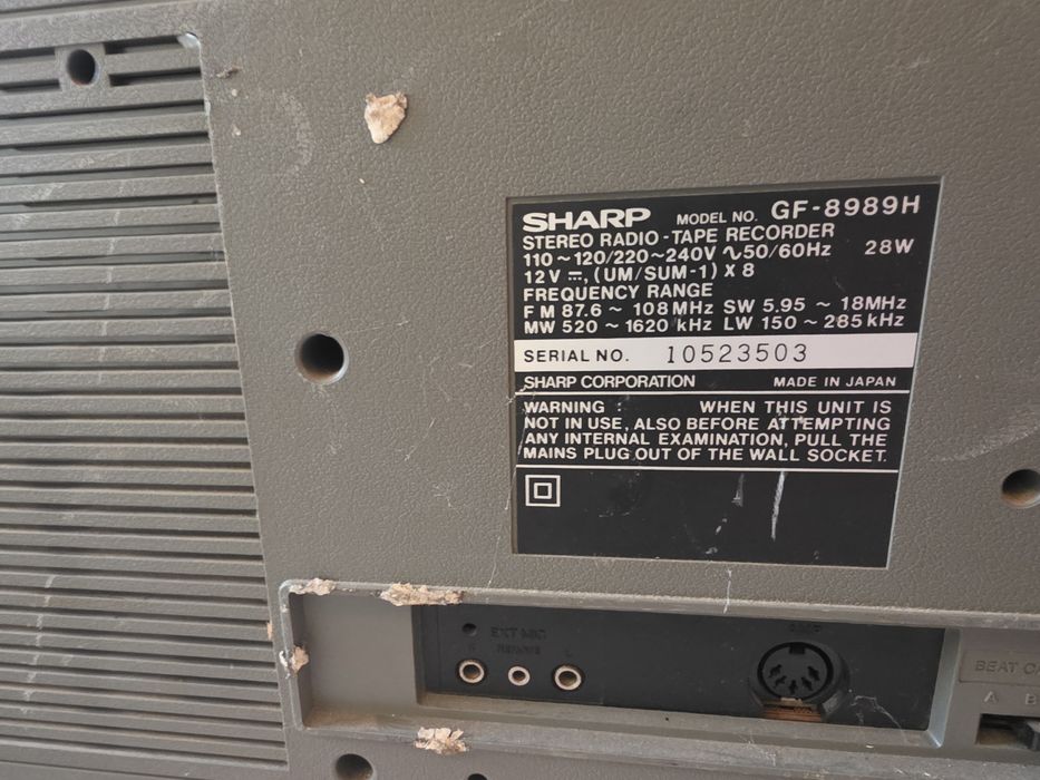 Se vand doua proiecte Sharp si Panasonic