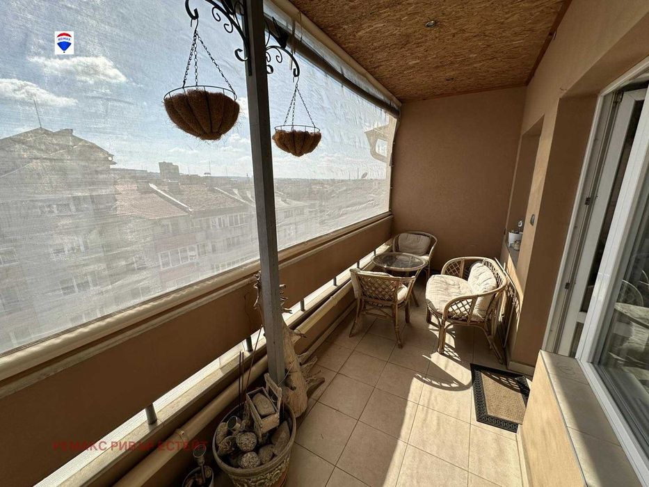 Продава се Двустаен апартамент в Русе, Широк център - 60 кв.м за 2015 €/кв.м - Снимка #5