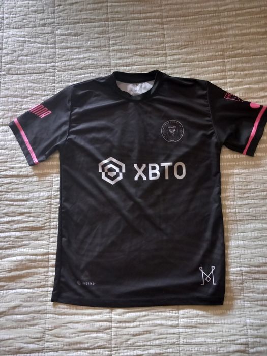 Спортен екип на Меси