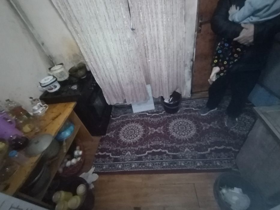 Urganch park yonda 2 xonali kv zudlik bn sotiladi