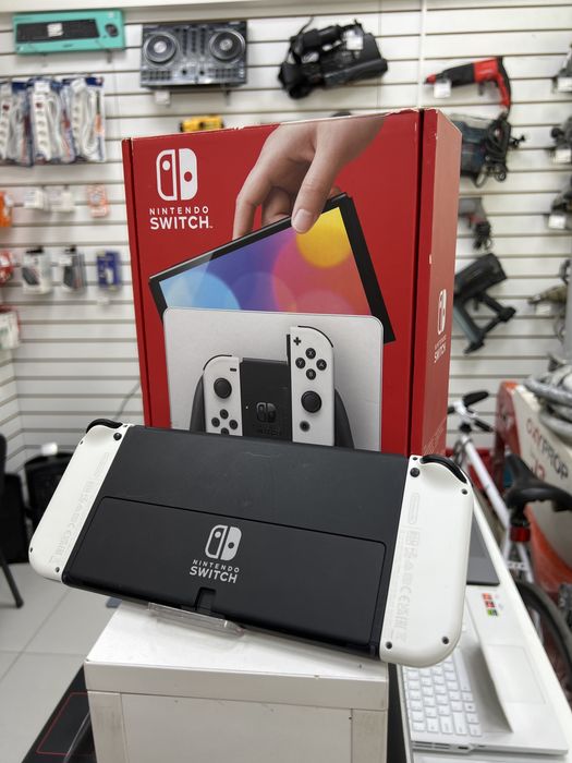 Nintendo Switch, (p25)