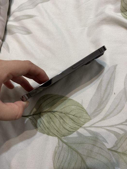 Продам, iPhone 13 Pro