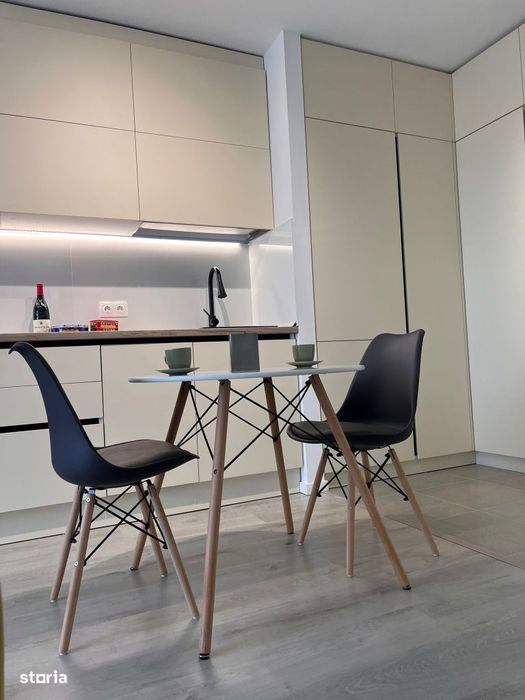 De inchiriat | studio | PIPERA