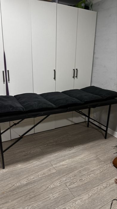 Срочно продам кушетку с матрасом