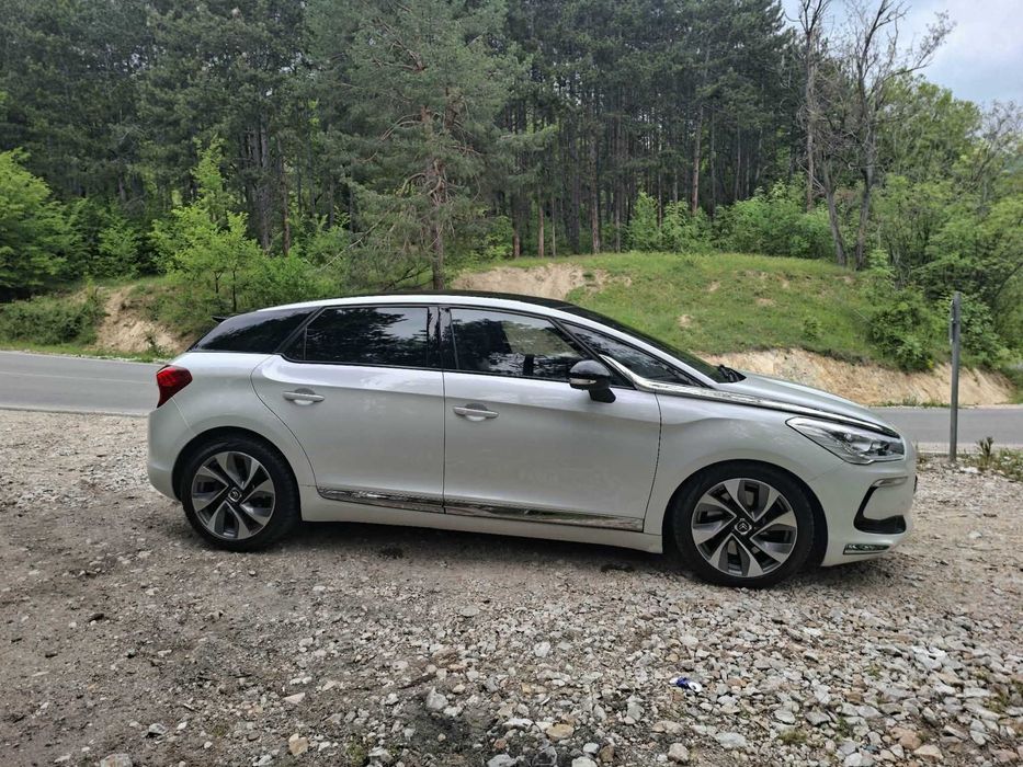 Citroen DS5 2.0 163 к.с 2012
