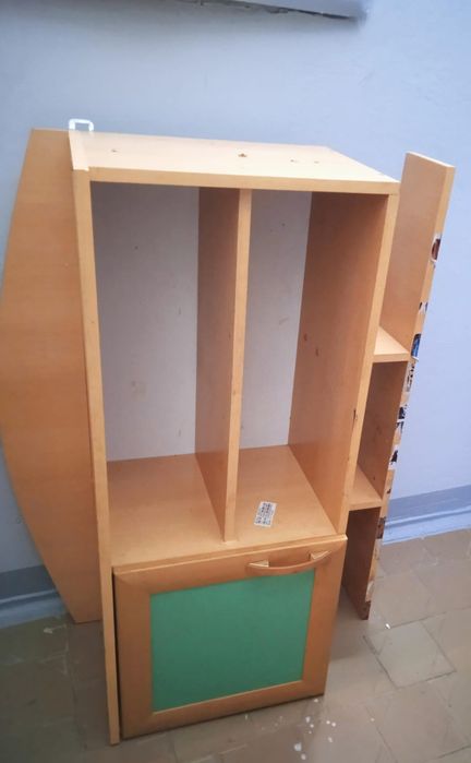 Продам школьную стену