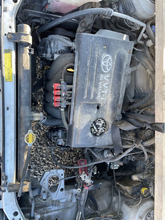 Toyota Corola 1.4 VVT-i 96hp 2001г На Части