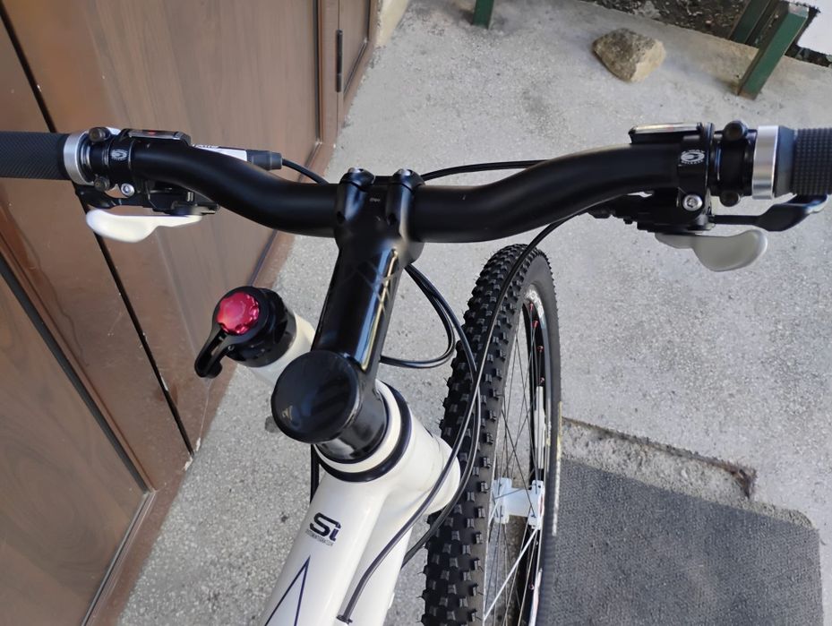 Bicicleta MTB full suspension CANNONDALE Lefty * XT