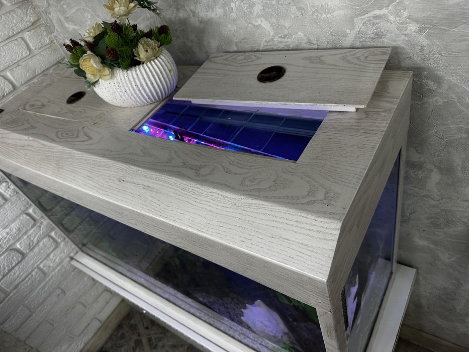 Аквариум с рыбками