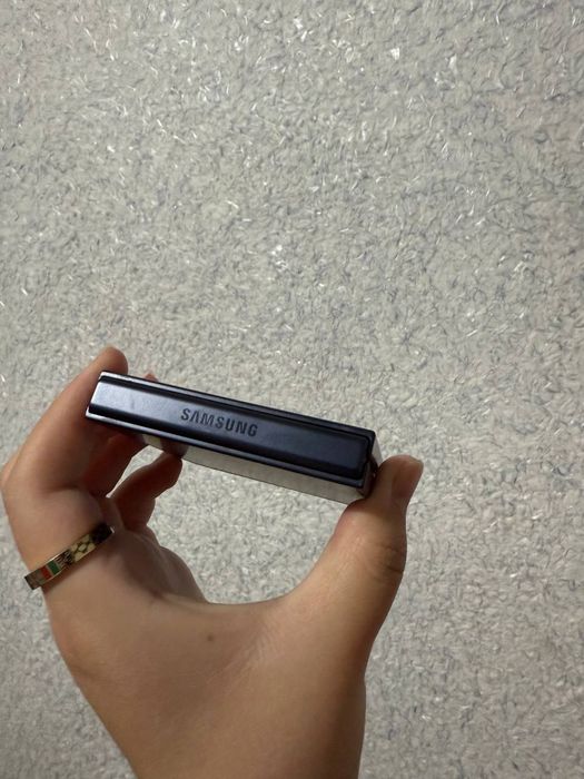 Z flip 7 Samsung