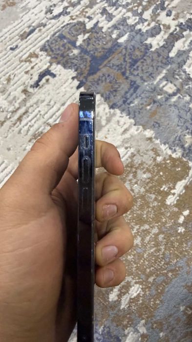 iPhone 12 pro sotiladi