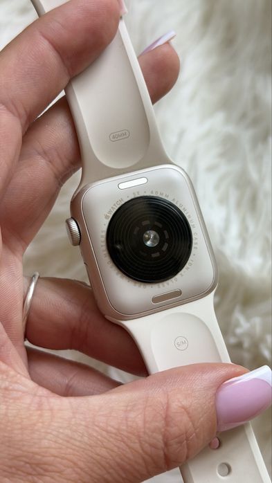 Apple watch se 40 мм 80% акб