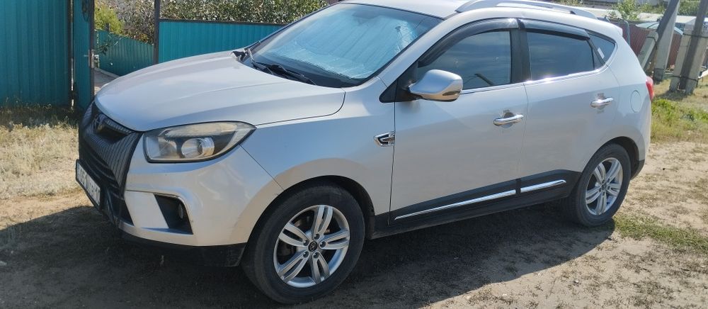 Продам jac s 5 ,2016 года
