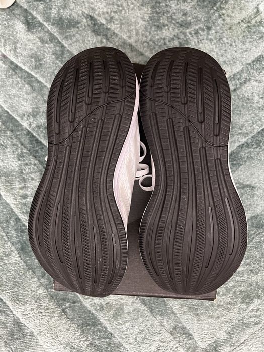 Кроссовки adidas ориг