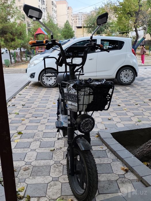 Продам скутер  Drongo дешева