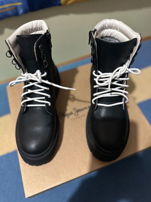 Черни Боти Pepe Jeans