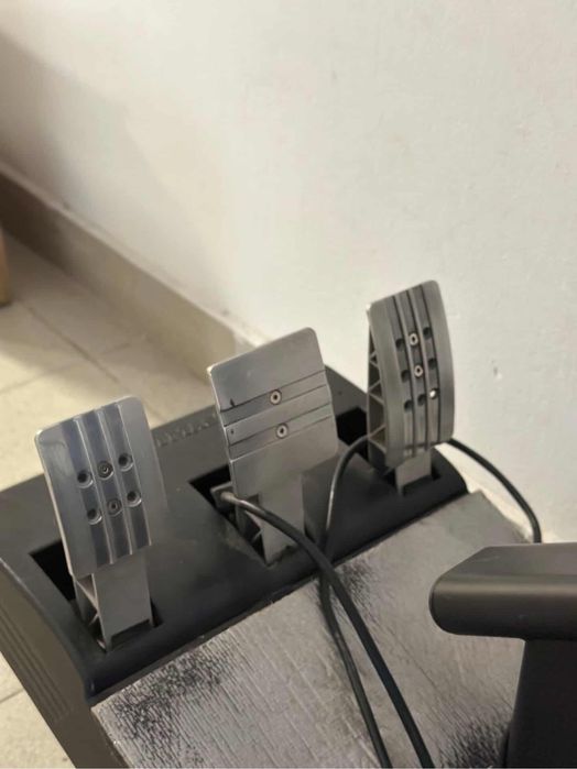 Thrustmaster T-GT + Playseat | Профессиональный автосимулятор PS5/PC