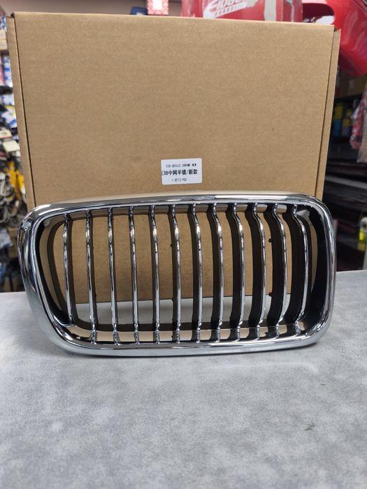 Ноздри BMW E38 хром и черные