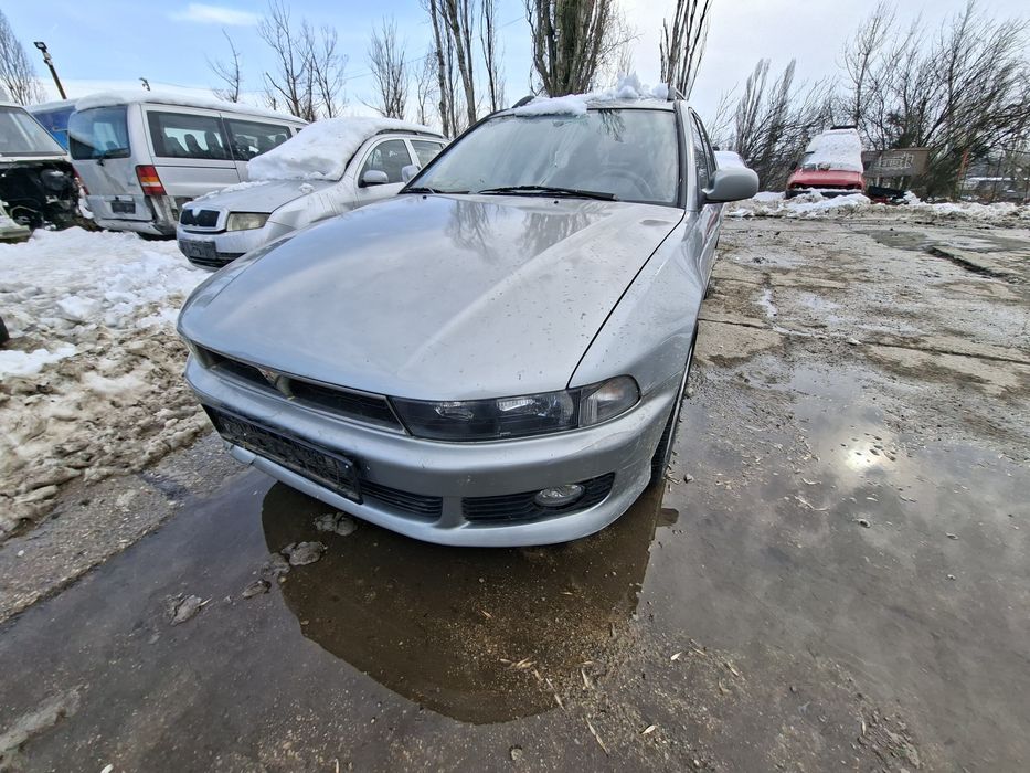 Dezmembrez Mitsubishi Galant 2.0D 1999 4D68