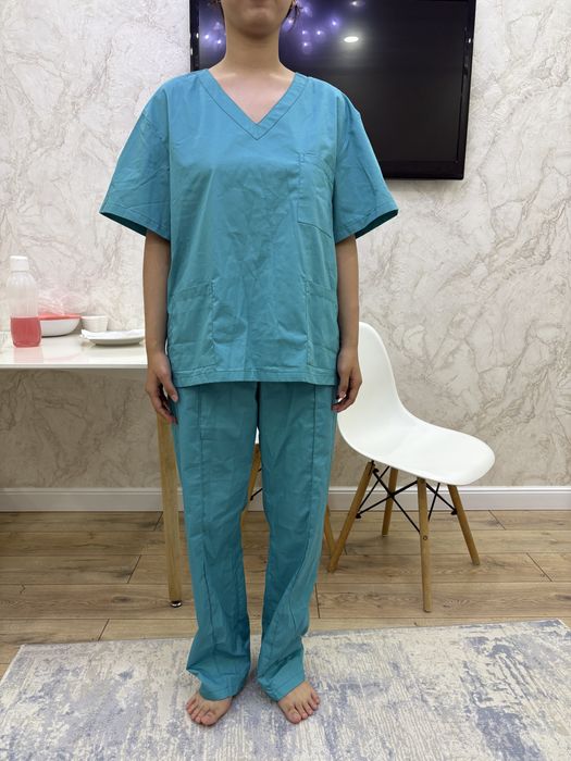 Медицинский костюм женский