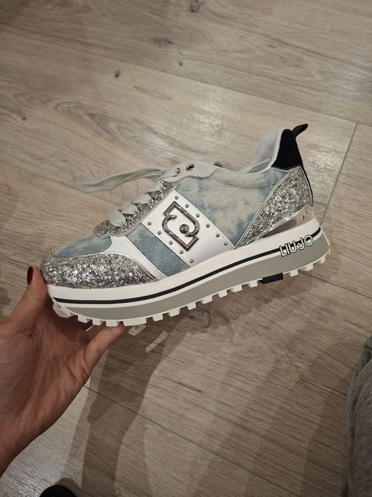 НОВИ  сникърси Liu jo