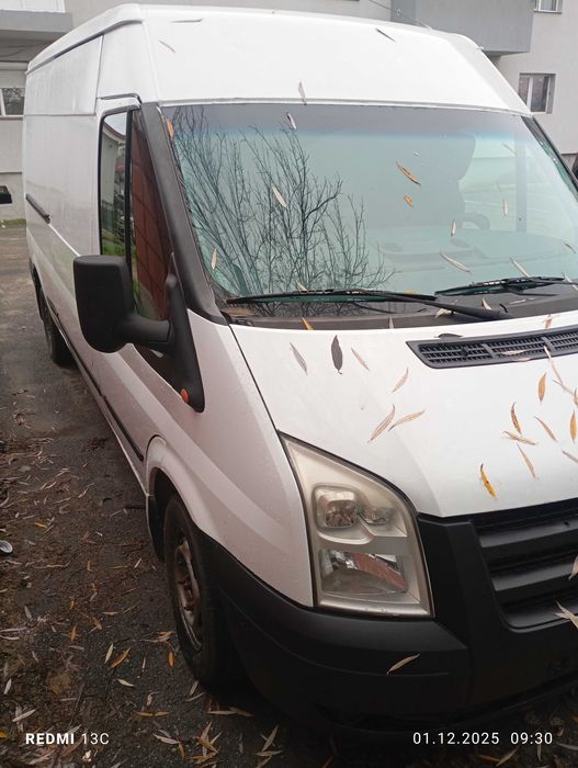 Vând Ford Transit