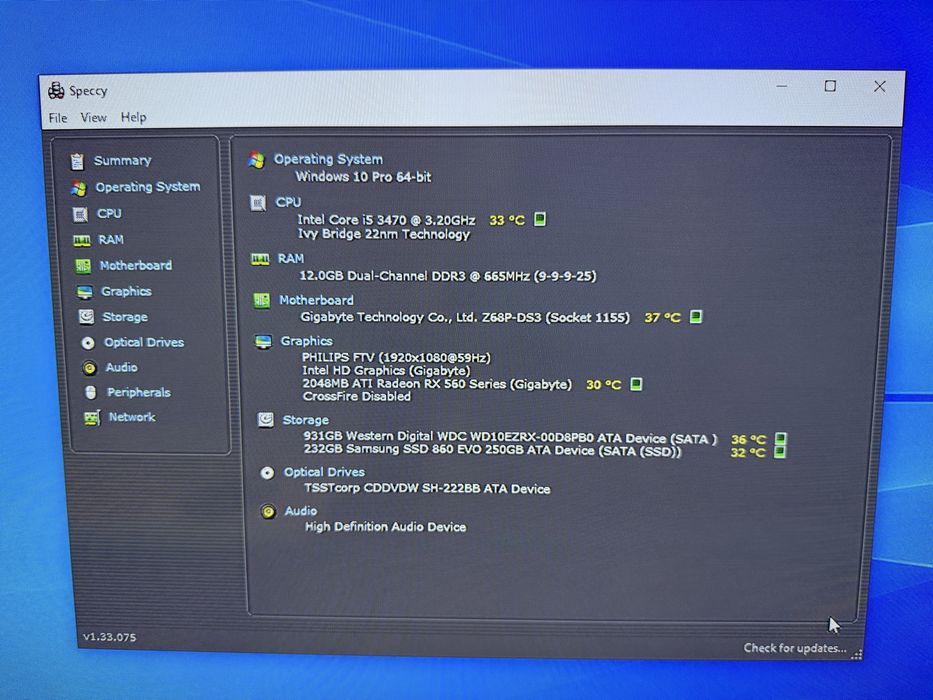 Pc intel i5 3470, 12gb ram, Amd rx 560 2gb, ssd 256gb, hdd 1tb.