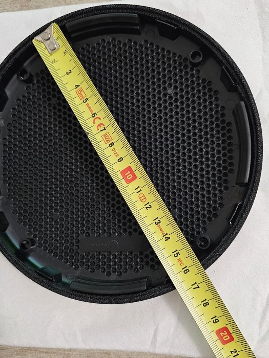 Set 4 fețe originale Harman Kardon cu embleme metalice pentru difuzoare - noi în ambalajul original