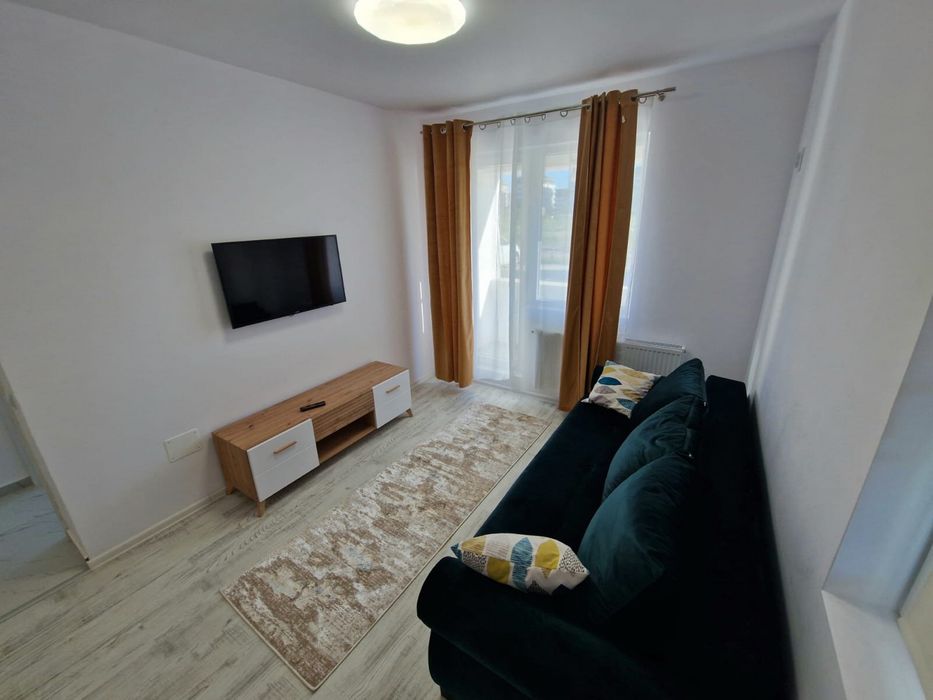 Proprietar inchiriez apart cu 2 camere,utilat si mobilat modern
