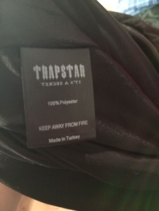 Рядки къси гащи на Трапстар