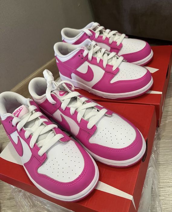Продам кроссовки оригинал nike