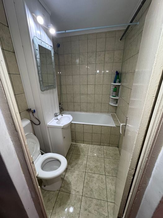 Inchiriez garsoniera 22mp Burdujeni cu centrala proprie