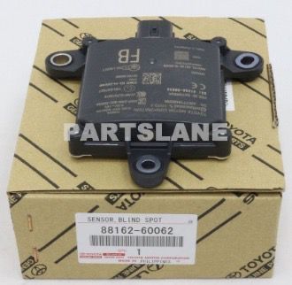 Продам датчик слепых зон Lexus LX