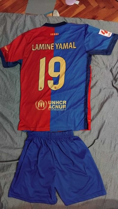 Детски футболни екипи размер 152 - 164