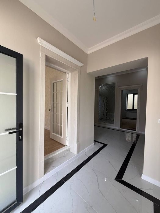 Ховли уй жой сотилади