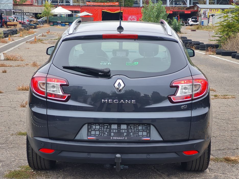 ‼️Renault Megane BOSE‼️2013 ~ Euro5 ~1.5 dCi - 110 CP ~ Navi , Klimă , Piele , Jante , Led ~ Import Olanda ~ IMPECABILĂ