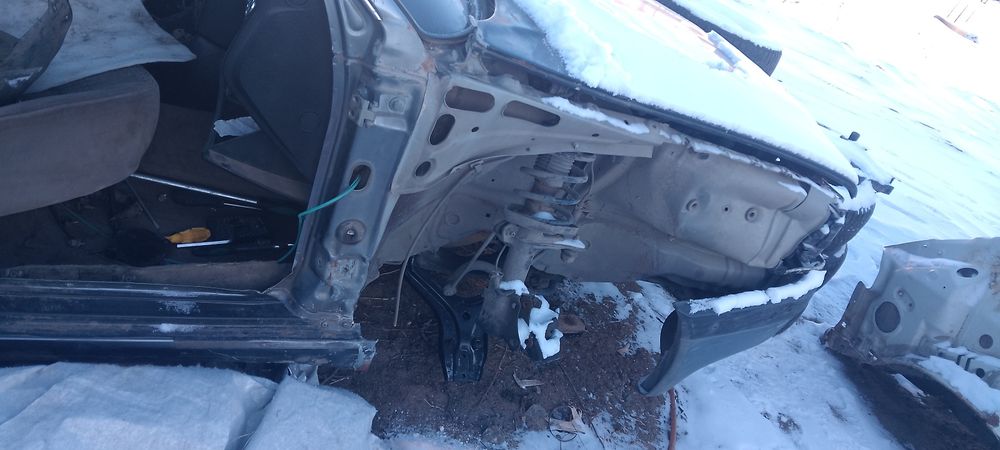 Продам Ауди 80 б3 целиком