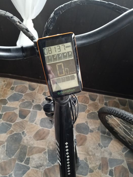 Vând bicicletă electrică și două biciclete Rockrider 520