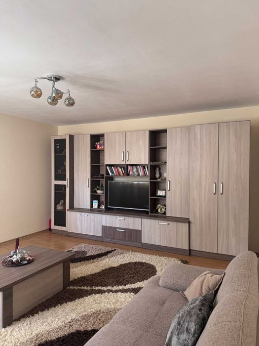 Set mobilier living + canapea extensibilă + masă extensibilă