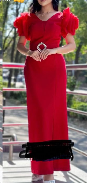 Срочно продам вечернее платье