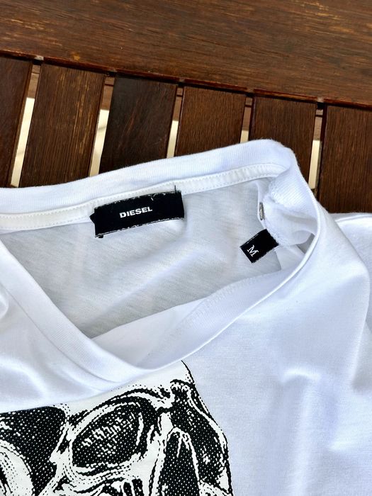 Дамска тениска Diesel - размер М, КАТО НОВА
