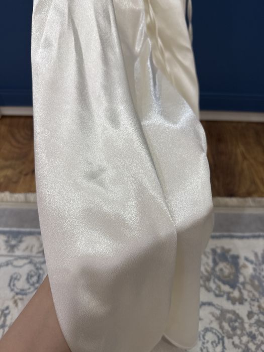 Красивое платье шикарного цвета