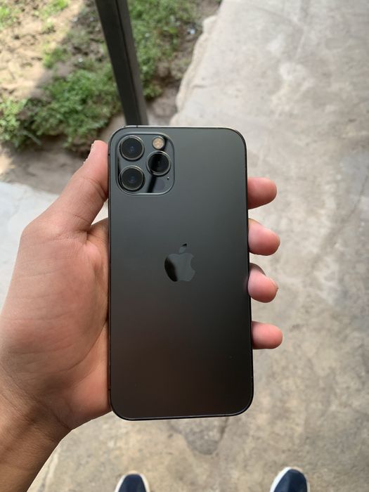 IPHONE 12 PRO ideal srochna