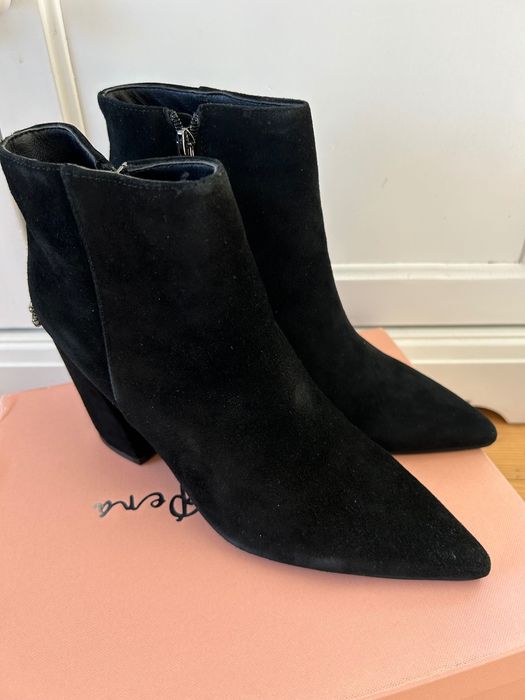 Нови дизайнерски боти Alma en Pena с камъни размер 40