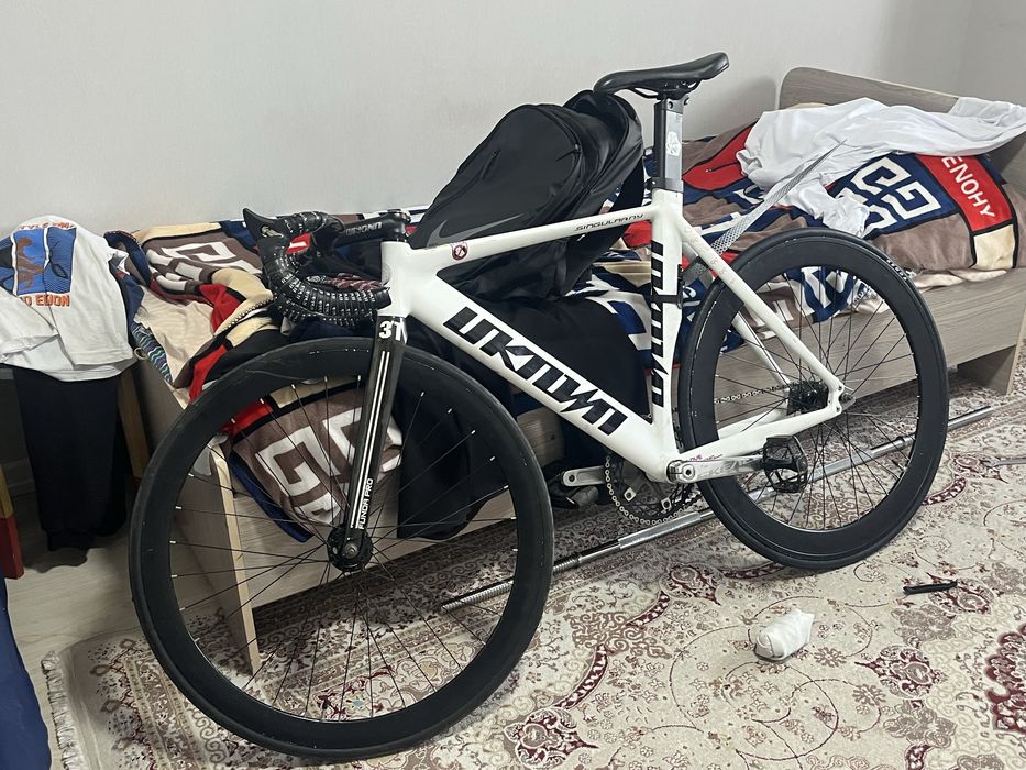 Unknown singularity fixed gear фикс