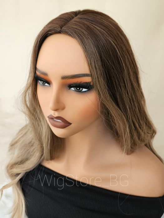 Дълга на вълни кестенява перука омбре без бретон